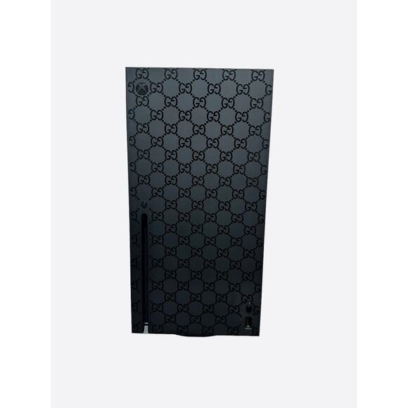 Gucci Xbox Monogram Suitcase & Xbox - Picture 5 of 10